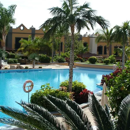 Casa De Las Floras بيت ضيافة *